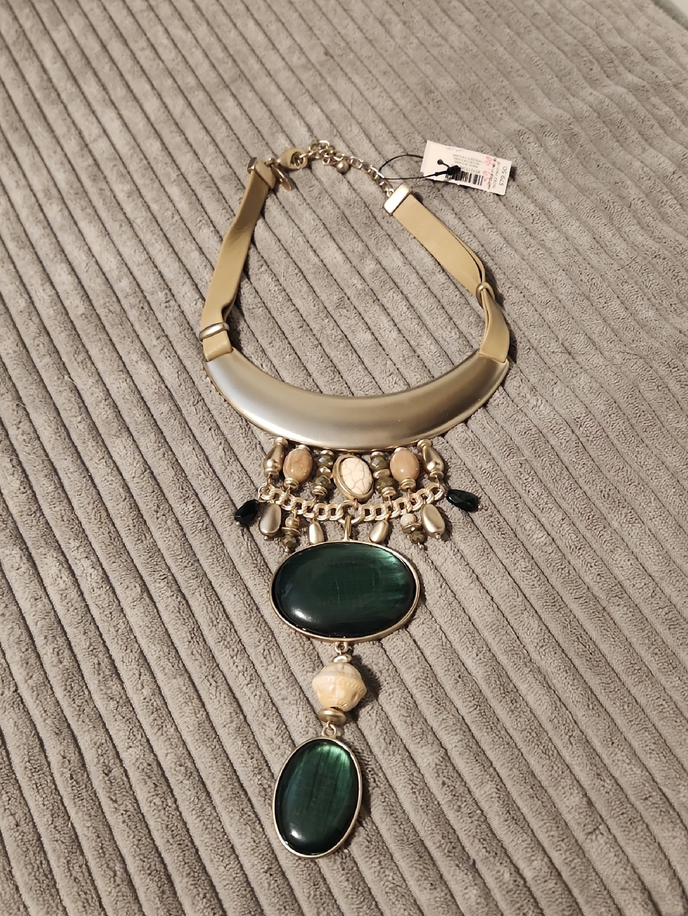 Chico's Mandy Silver-Tone Necklace with Dark Green Ovals and Cream Beads